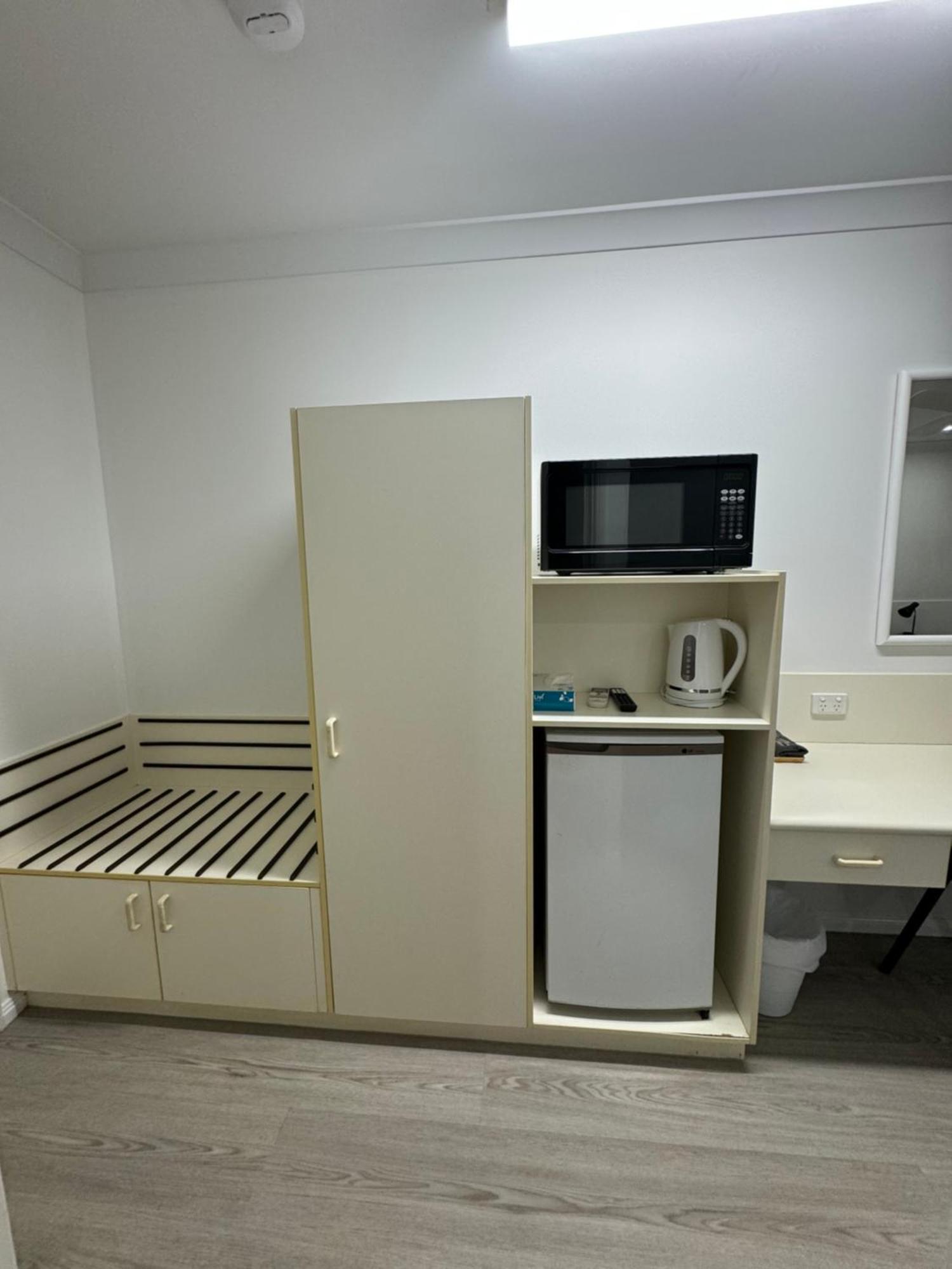 Mareeba Motor Inn エクステリア 写真