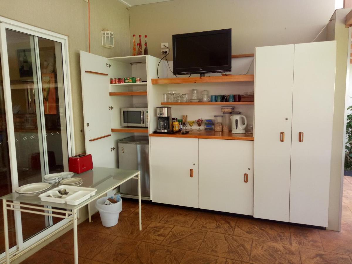 Mareeba Motor Inn エクステリア 写真